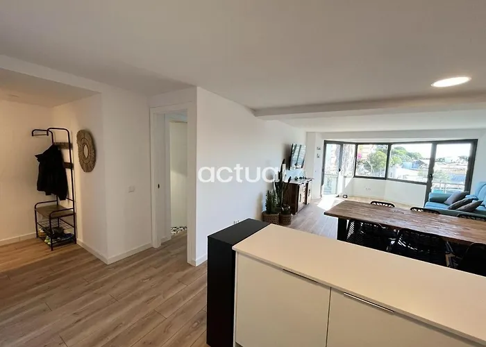 Victor Catala 3-1 Apartment *