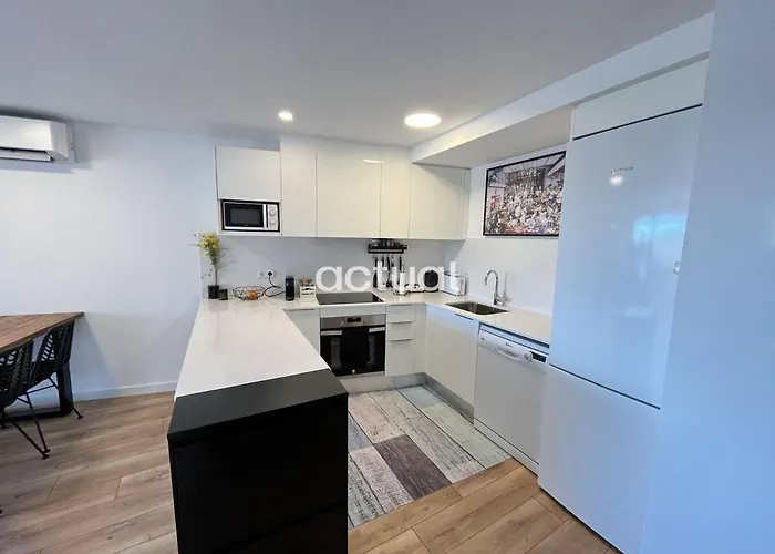 Victor Catala 3-1 Apartment *