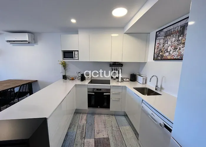 Apartment Victor Catala 3-1 *